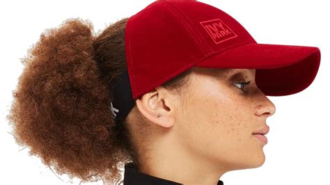 baseball cap for curly hair